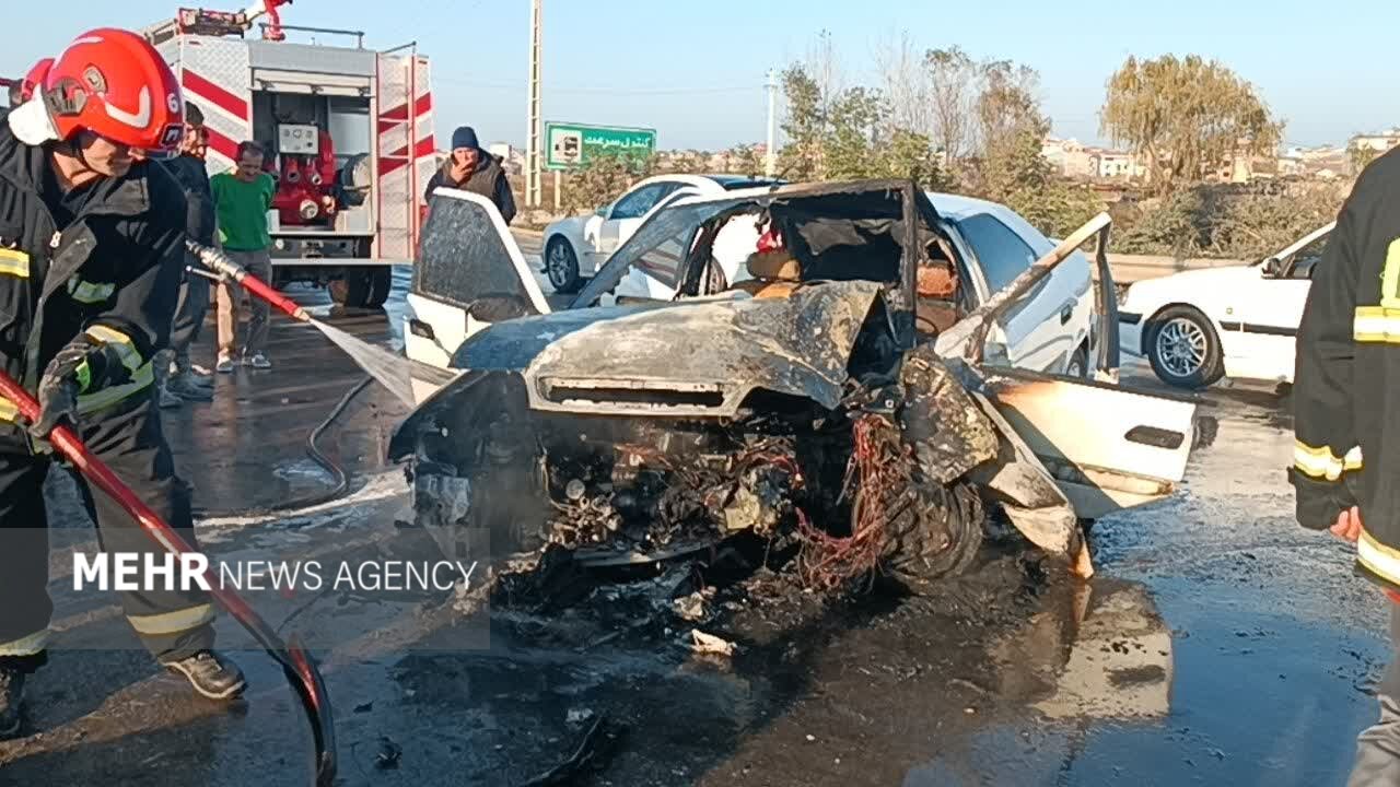 آتش سوزی خودروی زانتیا در کمربندی آستارا؛ راننده نجات یافت
