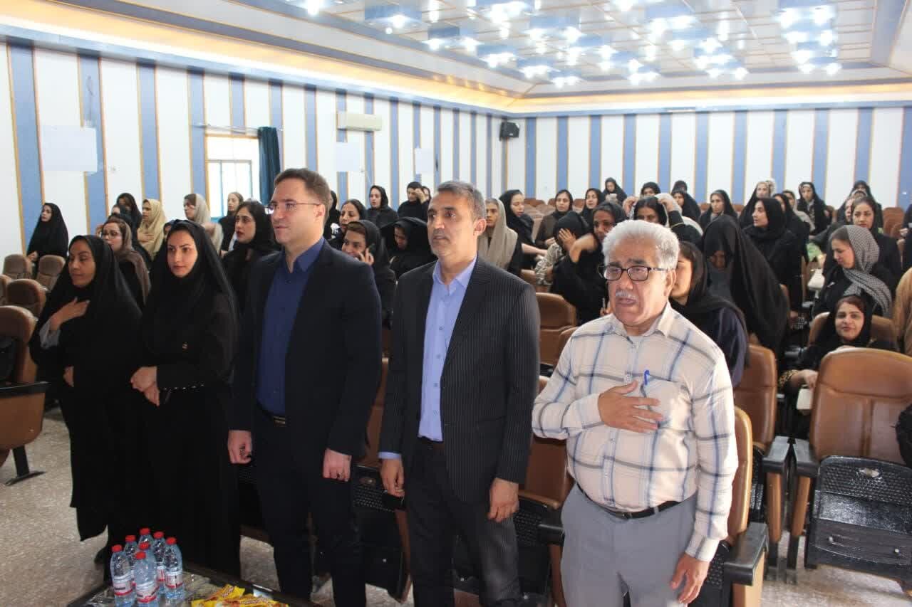 فرماندار تنگستان: سنگ بنای تربیت در خانه است