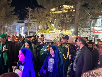 آیین استقبال و وداع با آلاله فاطمی در مسجد صاحب‌الزمان (عج) چناران