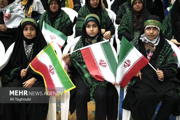 اجتماع بزرگ بسیجیان در رشت