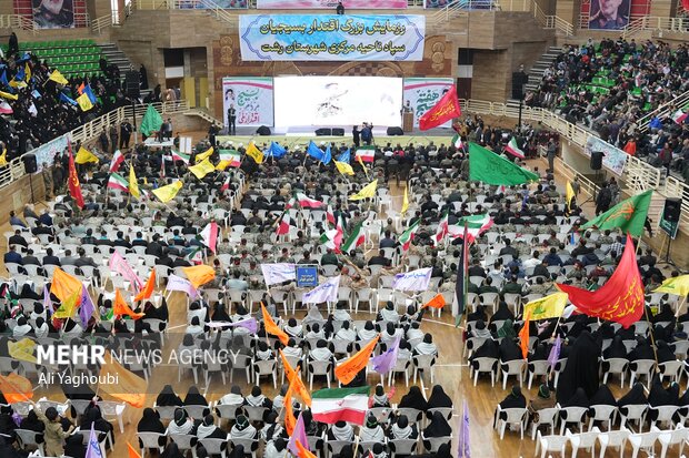 اجتماع بزرگ بسیجیان در رشت