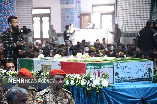 اجتماع بسیجیان به مناسبت ۵ آذر