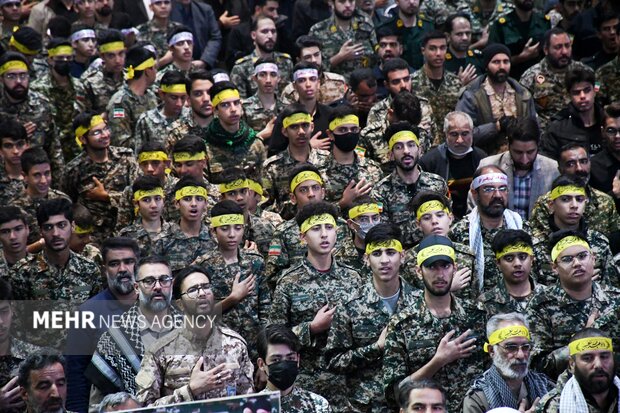 اجتماع بسیجیان به مناسبت ۵ آذر