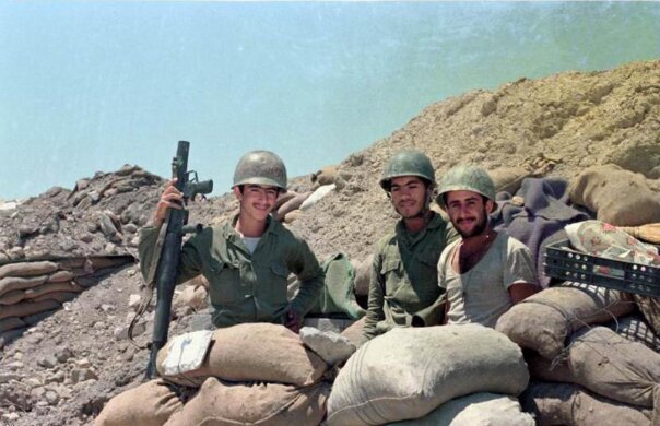 بسیجیان قهرمانان گمنام وطن؛ ایستاده در خط مقدم خدمت و ایثار