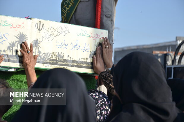 تشییع شهید گمنام در محلات رودان