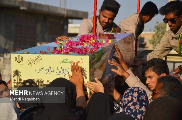 تشییع شهید گمنام در محلات رودان