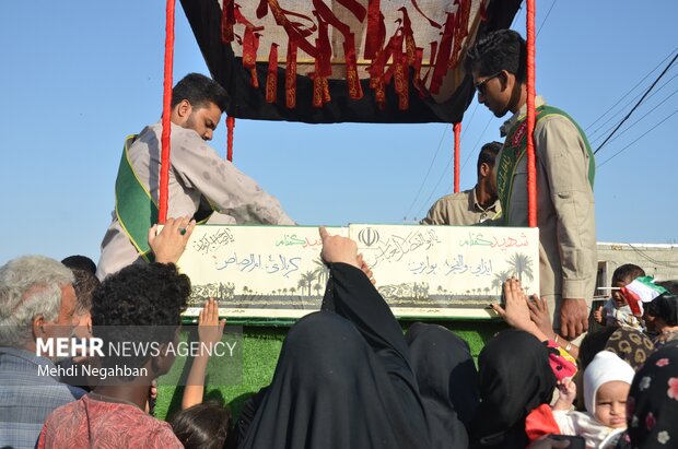 تشییع شهید گمنام در محلات رودان