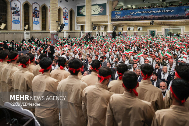 مراسم روز بسیج در حسینیه امام خمینی(ره)