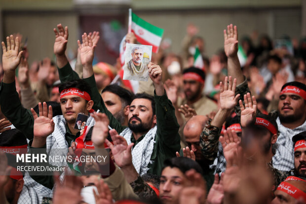 مراسم روز بسیج در حسینیه امام خمینی(ره)