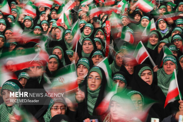 مراسم روز بسیج در حسینیه امام خمینی(ره)