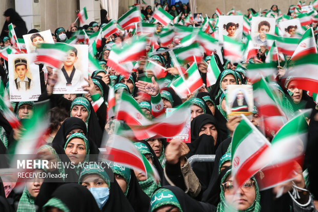 مراسم روز بسیج در حسینیه امام خمینی(ره)