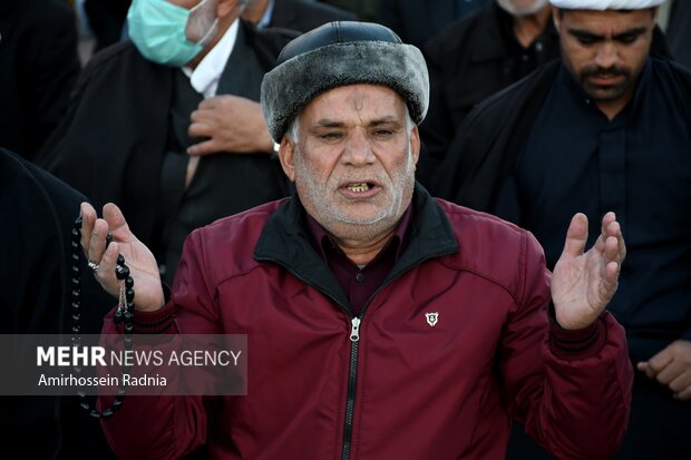 اقامه نماز طلب باران در بیرجند