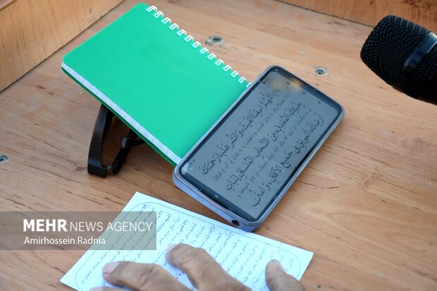 اقامه نماز طلب باران در بیرجند