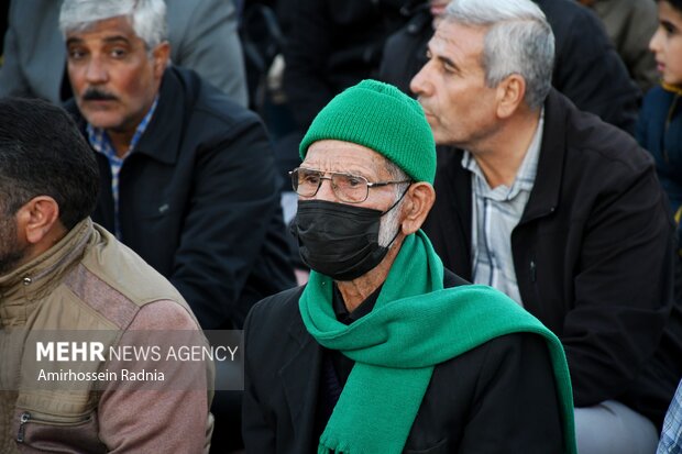 اقامه نماز طلب باران در بیرجند