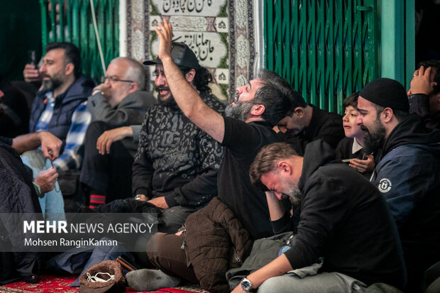 مأمن دو قرن دلدادگی؛ چراغ عزای حسین(ع) در این خانه روشن است