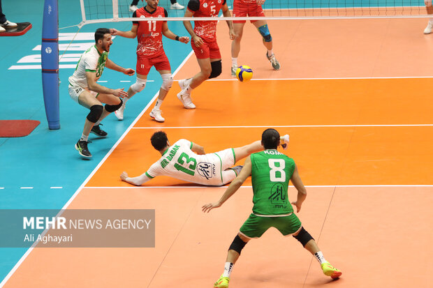 لیگ برتر والیبال/ شهرداری ارومیه و پاس گرگان