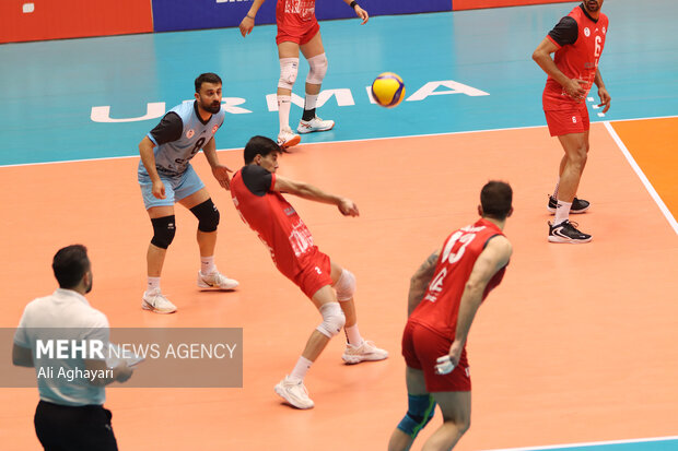 لیگ برتر والیبال/ شهرداری ارومیه و پاس گرگان