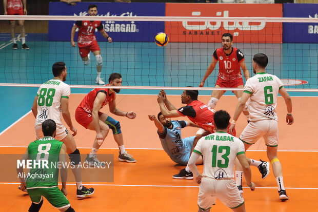 لیگ برتر والیبال/ شهرداری ارومیه و پاس گرگان