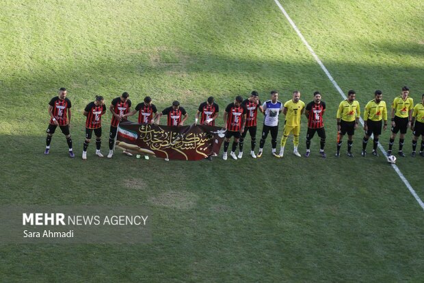 حضور بانوان در ورزشگاه امام رضا(ع)