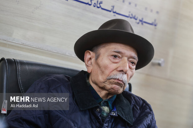 حضور علی نصیریان در خبرگزاری مهر