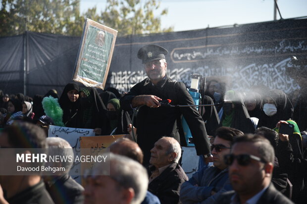 مراسم تشییع و خاکسپاری شهید گمنام در زائرسرای رضوی