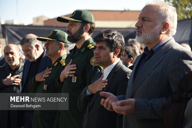 مراسم تشییع و خاکسپاری شهید گمنام در زائرسرای رضوی