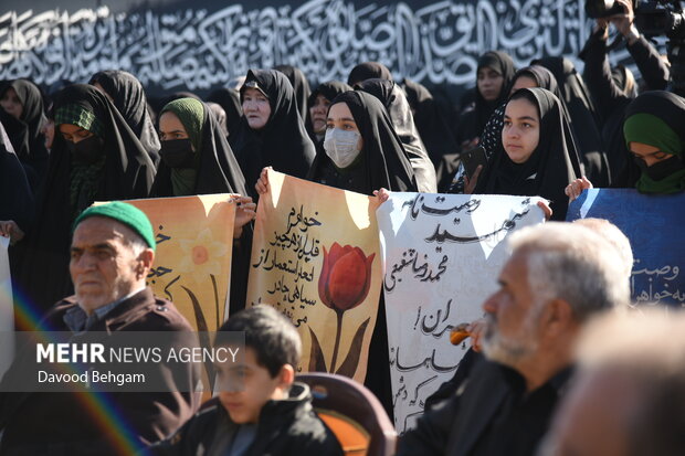 مراسم تشییع و خاکسپاری شهید گمنام در زائرسرای رضوی