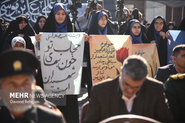 مراسم تشییع و خاکسپاری شهید گمنام در زائرسرای رضوی