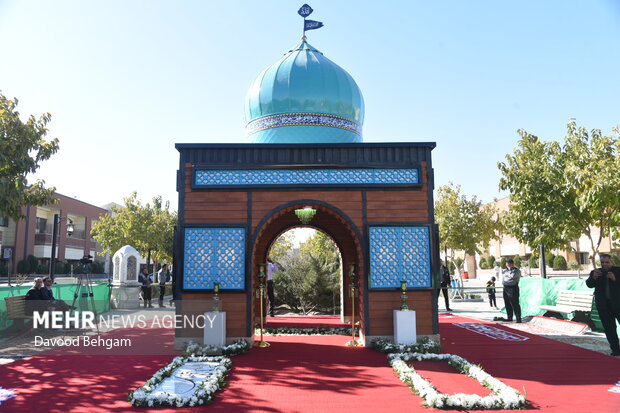 مراسم تشییع و خاکسپاری شهید گمنام در زائرسرای رضوی