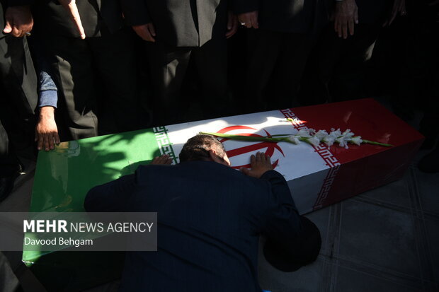 مراسم تشییع و خاکسپاری شهید گمنام در زائرسرای رضوی