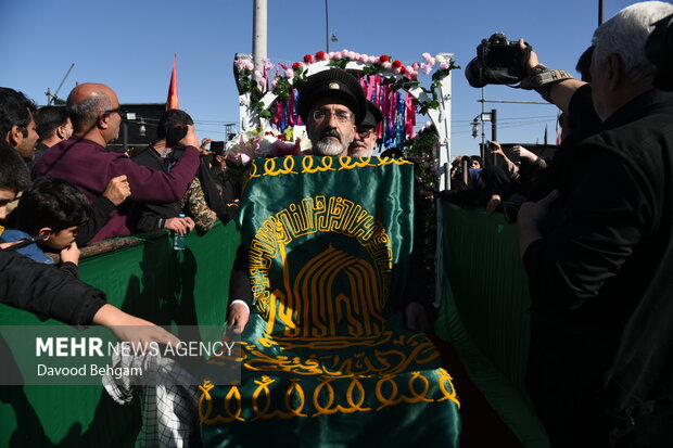مراسم تشییع و خاکسپاری شهید گمنام در زائرسرای رضوی
