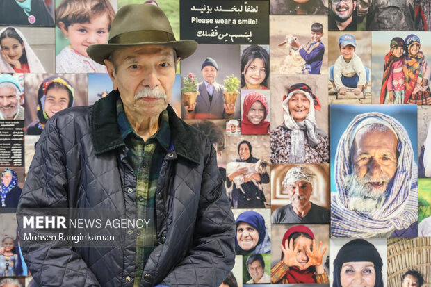 حضور علی نصیریان در خبرگزاری مهر