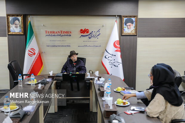 حضور علی نصیریان در خبرگزاری مهر