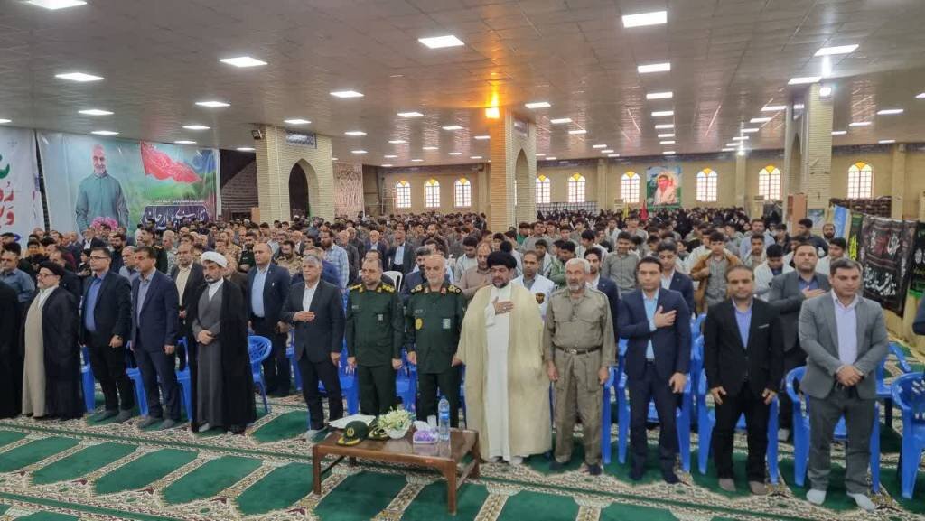 سردار رزمجو: تفکر بسیجی ریشه در آموزه‌های فاطمی دارد