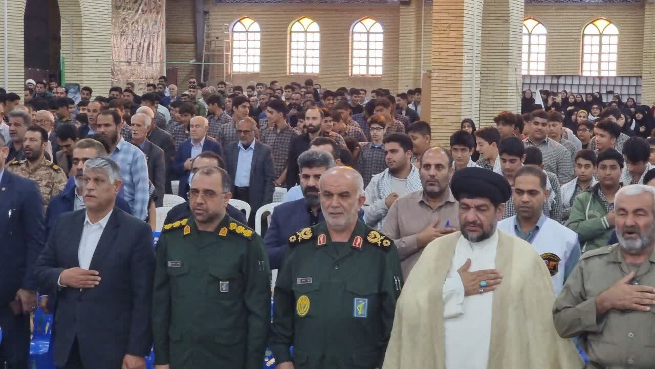 سردار رزمجو: تفکر بسیجی ریشه در آموزههای فاطمی دارد