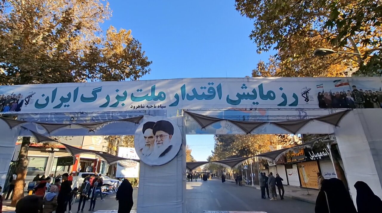 «همدلی و استکبارستیزی» مهمترین پیام بسیجیان استان سمنان