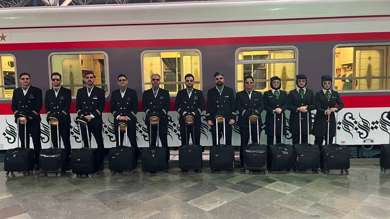 شركت،سفر،ريل،زوجين،واگن،بن،مديرعامل،اتاق،قطارهاي،رام،تخته