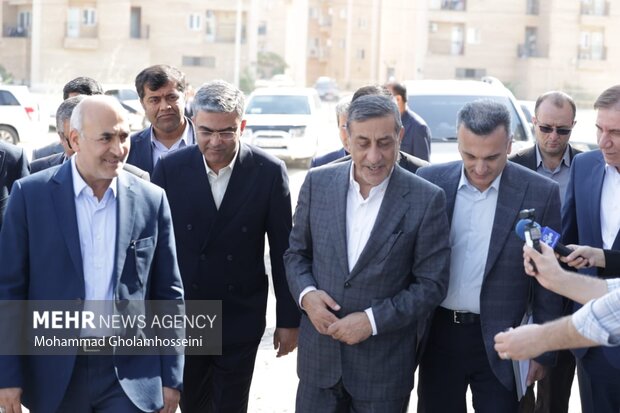 معاون اجرائی رئیس جمهور وارد پرند شد