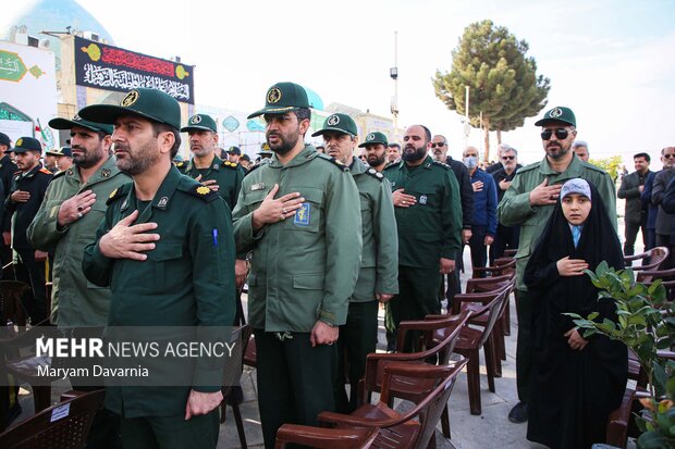گلباران مزارشهدا به مناسبت هفته بسیج در بجنورد