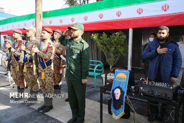 گلباران مزارشهدا به مناسبت هفته بسیج در بجنورد