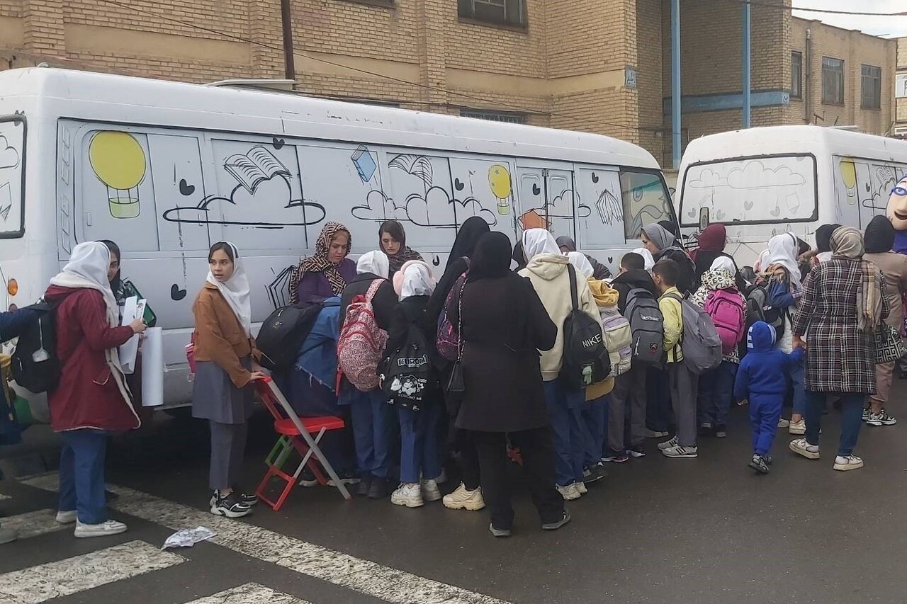 قصه و رنگ در کوچههای تبریز؛ روایت مهر از فعالیت کتابخانههای سیار