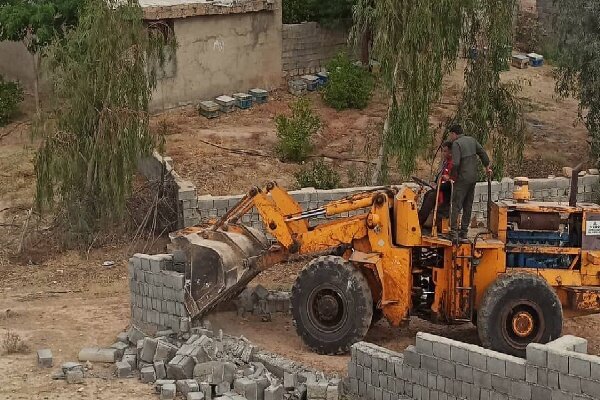 رفع تصرف ۹۵۰۰ متر مربع از اراضی ملی در گچساران