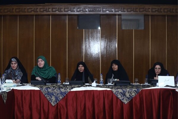 جمعيت،آموزشي،زنان،امور،برگزار،دوره،مرضيه،مربي،مدير،زن،خانواده