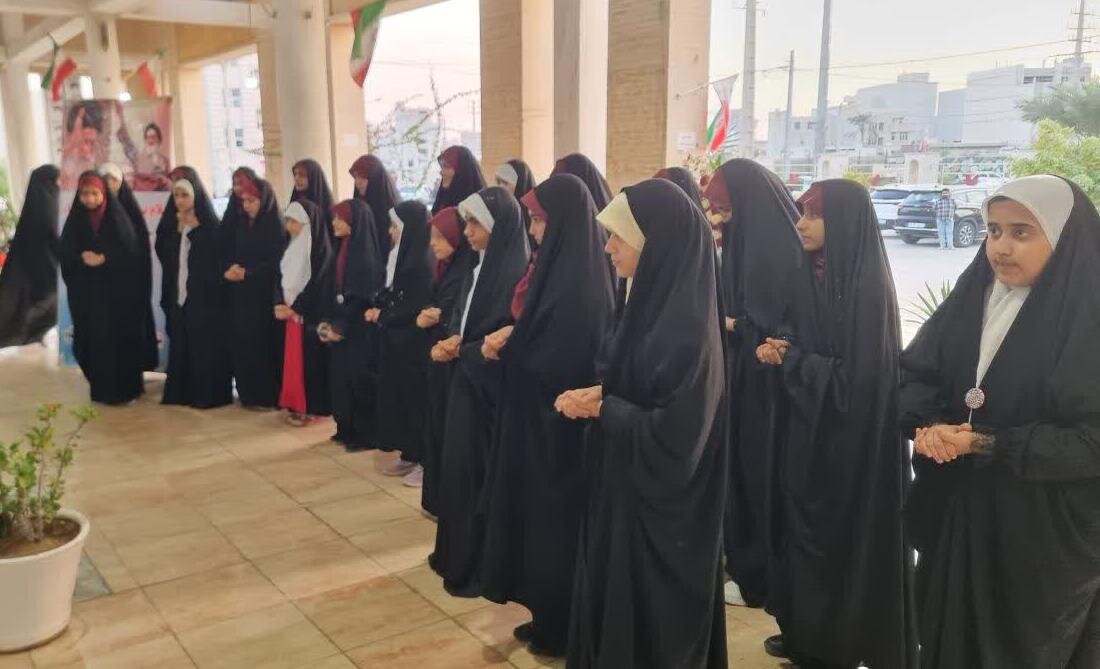 آئین تجدید میثاق با شهدا در گناوه برگزار شد