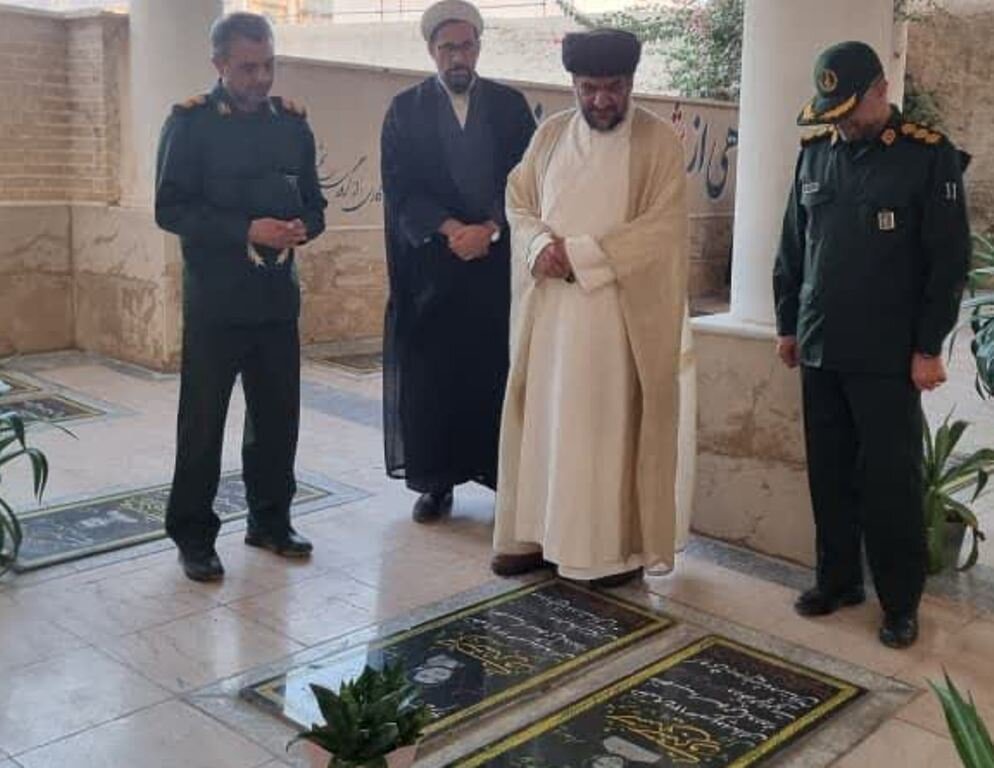 آئین تجدید میثاق با شهدا در گناوه برگزار شد