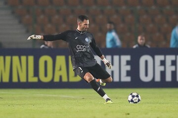 دروازه‌بان استقلال دیدار با پیکان را از دست داد