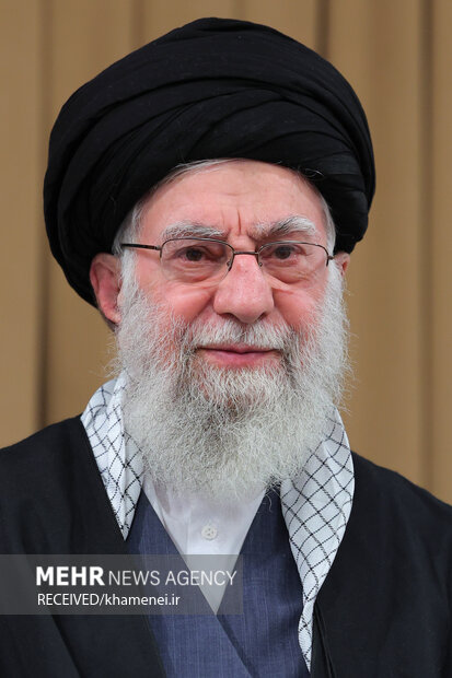 سخنرانی تلویزیونی رهبر معظم انقلاب اسلامی خطاب به ملت ایران