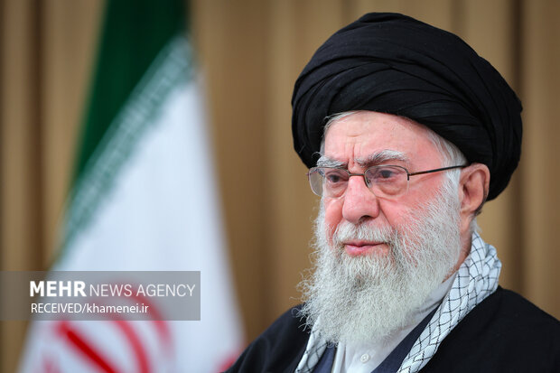 سخنرانی تلویزیونی رهبر معظم انقلاب اسلامی خطاب به ملت ایران