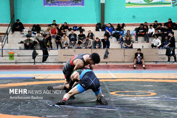 مسابقات کشتی استانی خراسان جنوبی
