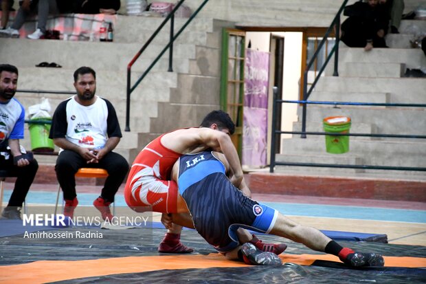 مسابقات کشتی استانی خراسان جنوبی